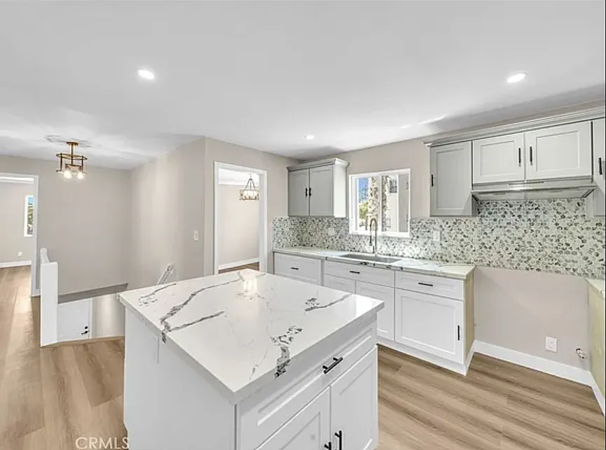 6425 S Vermont Ave — Photo 3