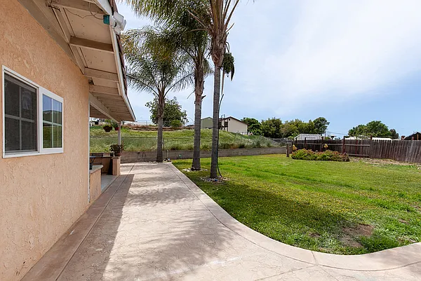 5609 Cervantes Ave — Photo 19