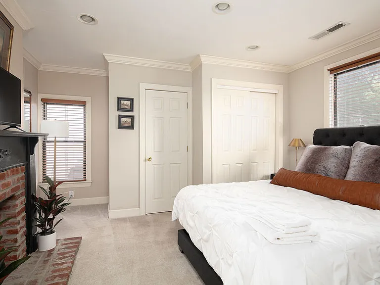 847 W High St — Photo 10