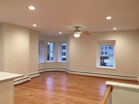 2nd image of 1708 N Broom St APT 3