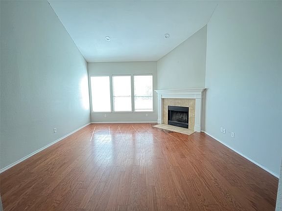 5th image of 2011 New Braunfels