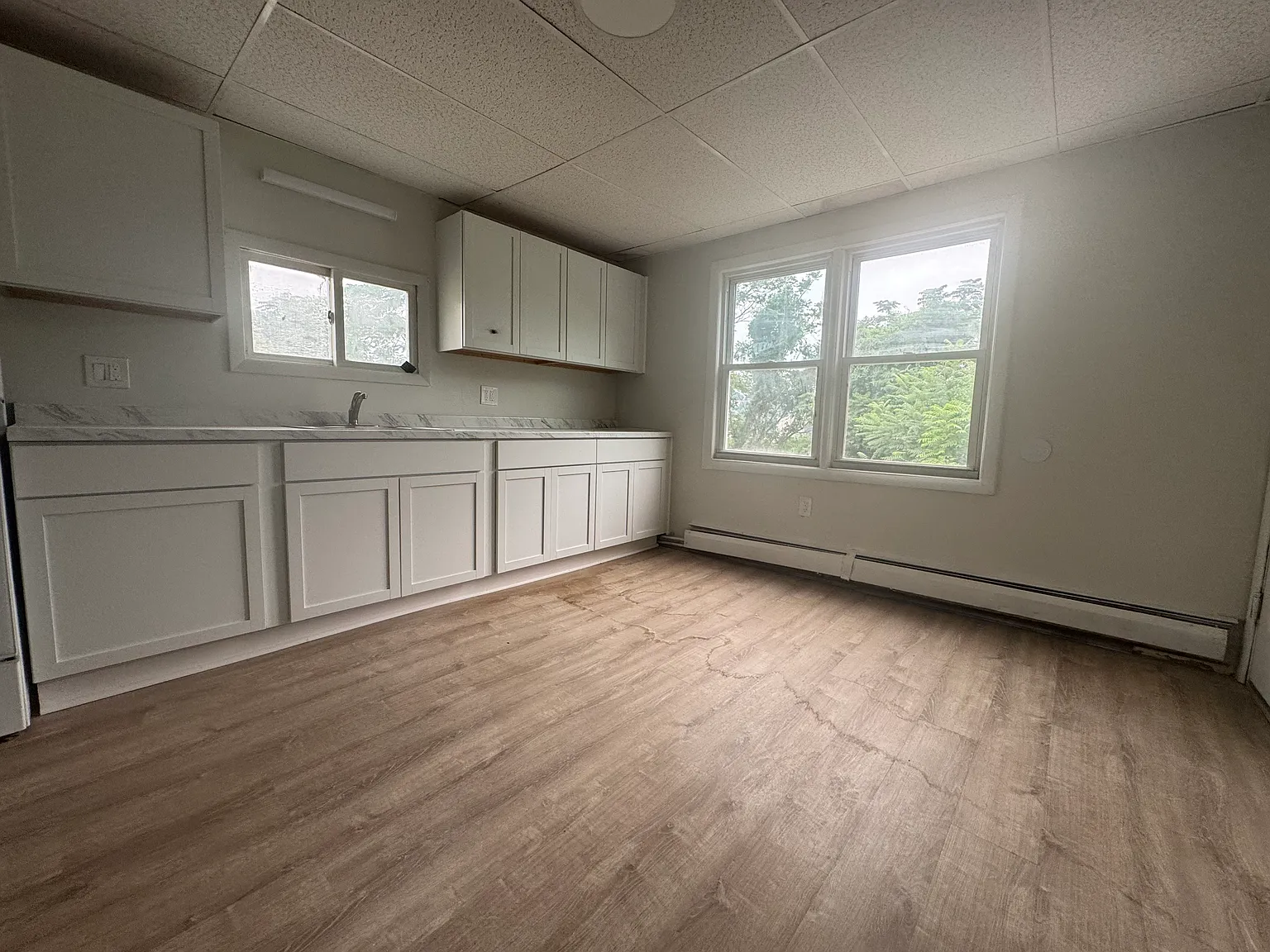 2 bed, 900 sqft, $1,295 — Photo 2