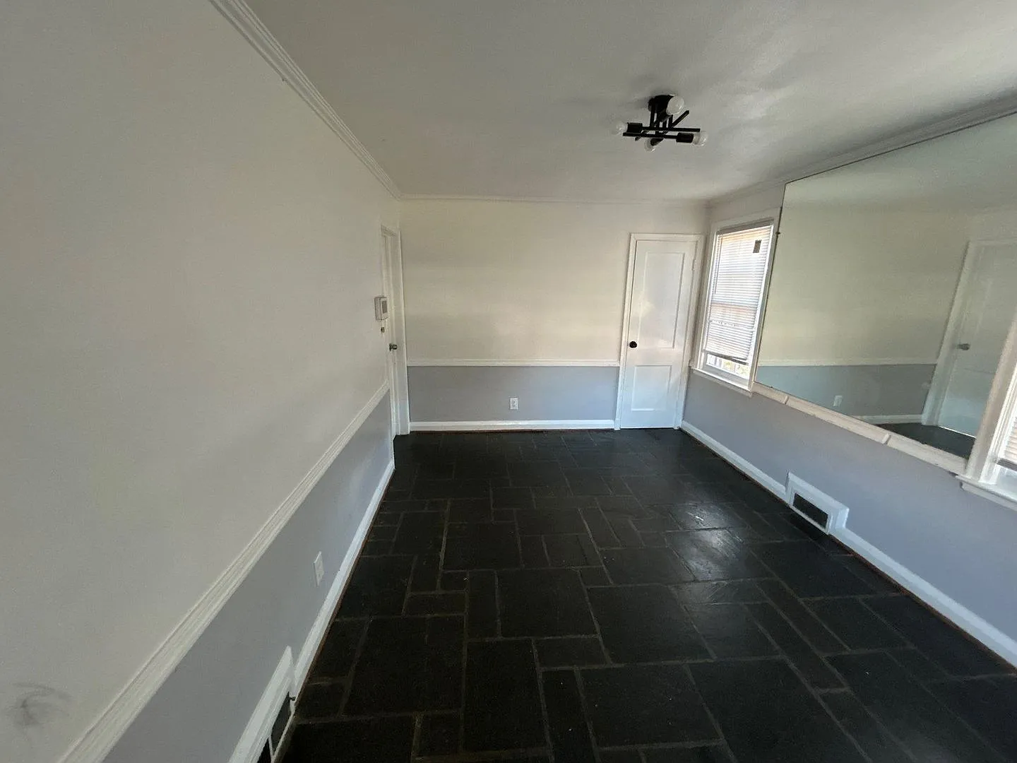 4115 Old Milford Mill Road — Photo 2