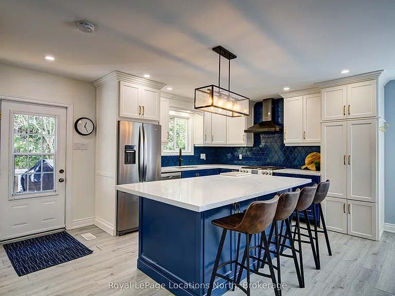 2 Maplewood Dr — Photo 12