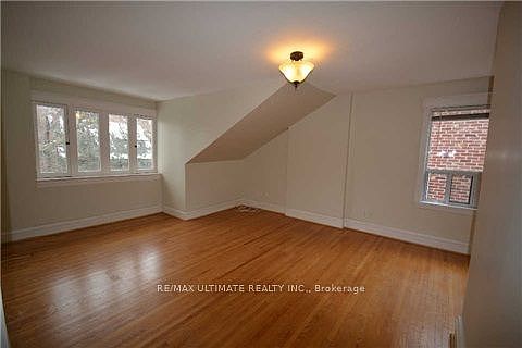 3rd image of 12 Foxbar Rd #3