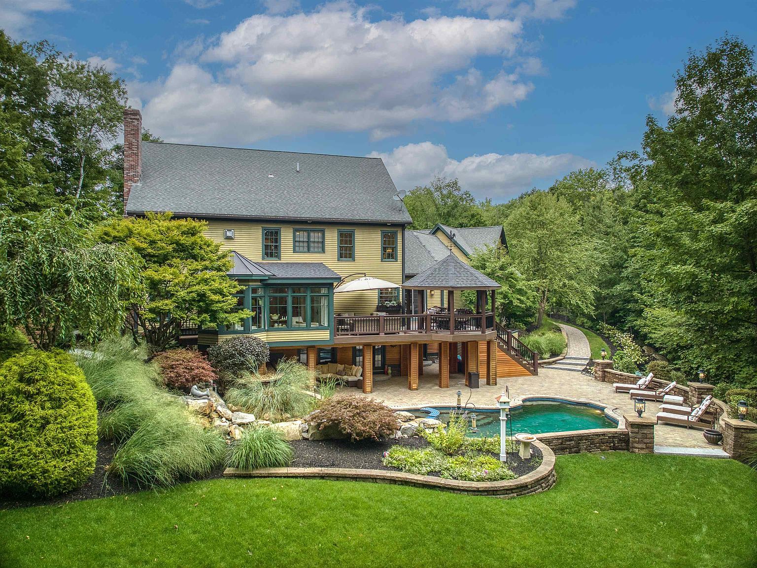 22 CHURCH Road, Bedford, NH 03110 Zillow