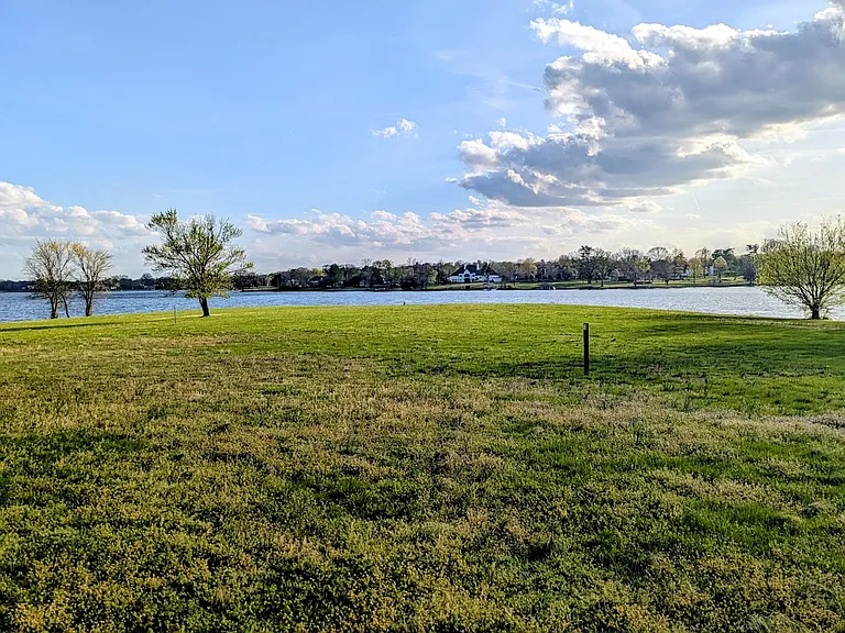413 Private Dr — Photo 44