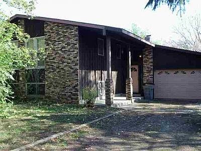 1st image of 56398 Silvercrest Dr