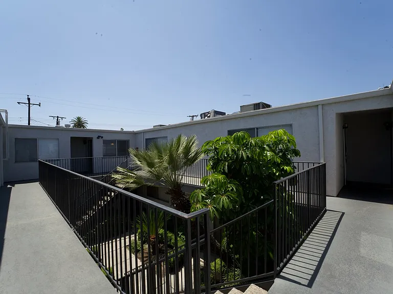 317 N 4th St #110 — Photo 21