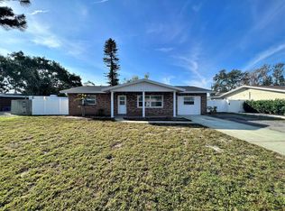 5711 2nd Avenue Dr NW, Bradenton, FL 34209
