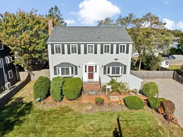 27 Packard Ave, Hull, MA 02045
