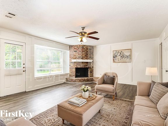 4th image of 24106 Creekview Dr