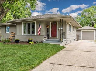 4303 40th St, Des Moines, IA 50310