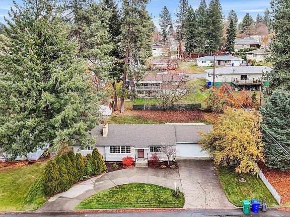 3rd image of 7514 N Hughes Dr