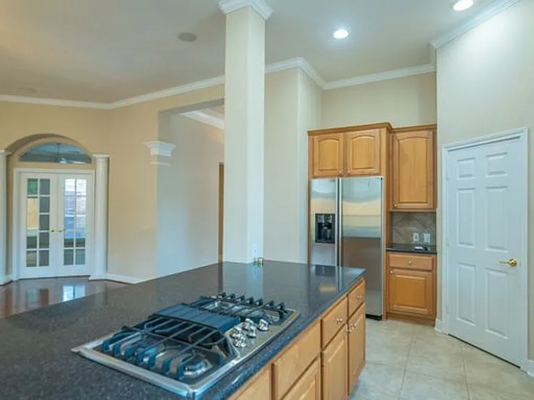 5019 Shining Creek Ct — Photo 44