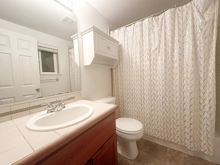 1122 Yakima Ave S — Photo 9