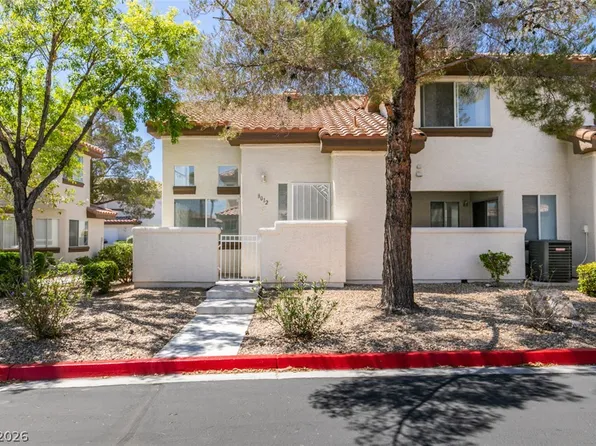 8012 Divine Dr, Las Vegas, NV 89128