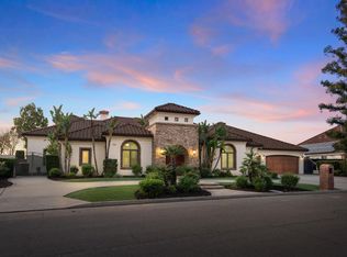 214 W Bluff Ave, Fresno, CA