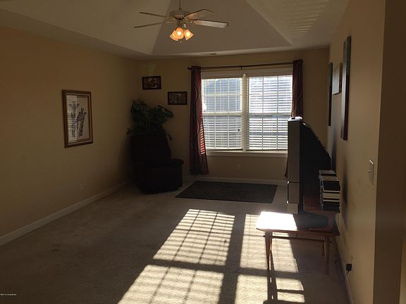 3rd image of 6013 Wooded Creek Dr Unit 201