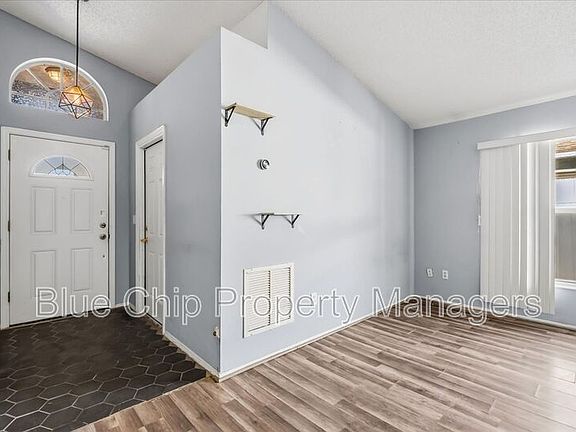 2nd image of 2229 Hannah Ln