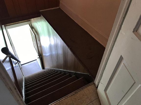 3rd image of 57 S 19th St #2