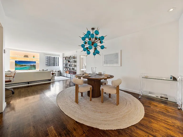 3701 Turtle Creek Blvd #9A — Photo 2