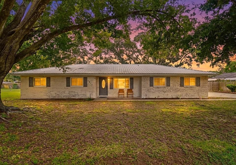 1st image of 1210 CAROL AVENUE