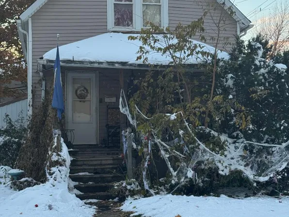 (undisclosed Address), Kankakee, IL 60901