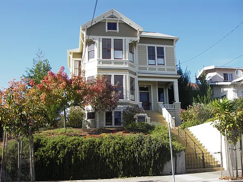 2429 13th Ave Photo 1