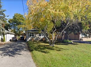 275 Essex Ave #Basement, Richmond Hill, ON L4C 2C4