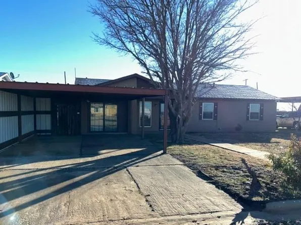 619 S Durham St, Crosbyton, TX 79322