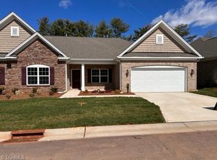 3725 Copper Ct #8, High Pt, NC 27265
