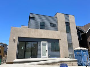 252 B Ave #A2, Coronado, CA 92118