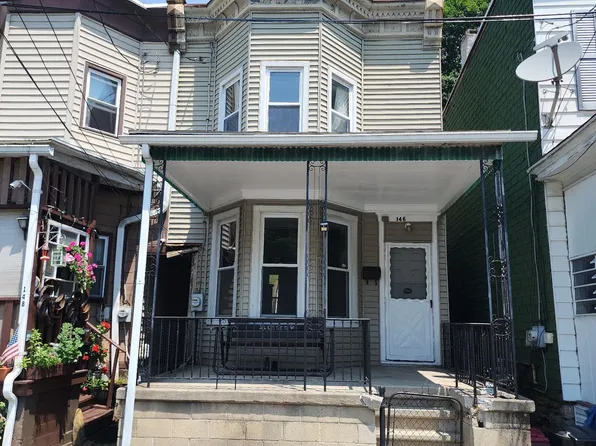 146 W Railroad St, Pottsville, PA 17901