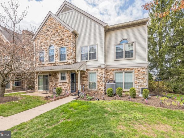 510 Remington Ct, Chalfont, PA 18914
