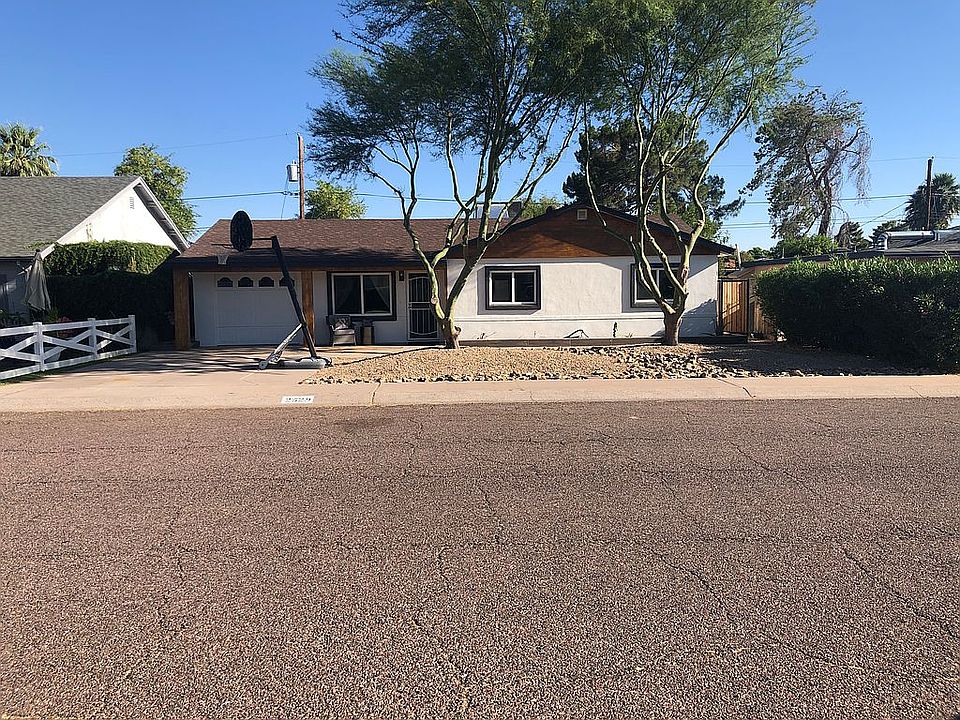 1st image of 2529 E Highland Ave