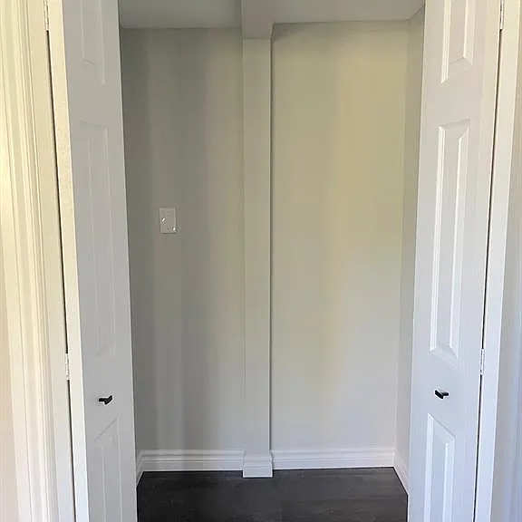 1677 Victoria Ave — Photo 25