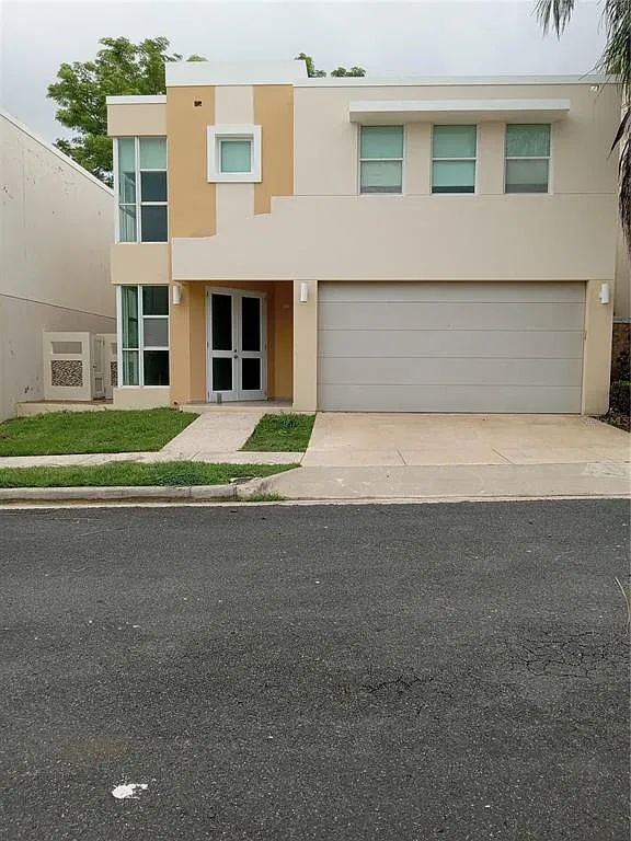 4 bed, 3.5 bath, 2230 sqft, $2,500 — Photo 2