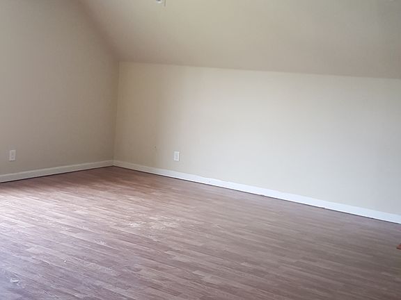 Upstairs Bonus Room
