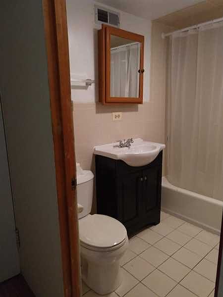 2nd image of 5735 N Christiana Ave #1