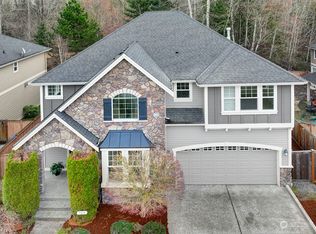 729 S 37th St, Renton, WA 98055