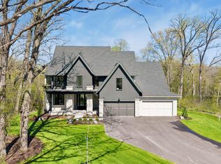 5570 Wedgewood Dr, Shorewood, MN 55331