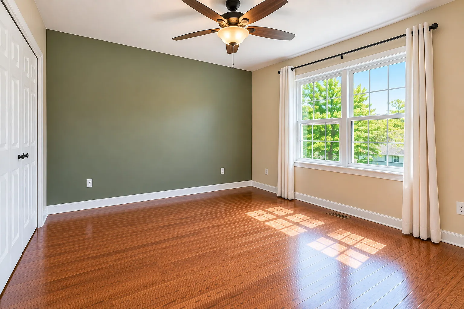 3 bed, 2.5 bath, 1810 sqft, $2,600 — Photo 3