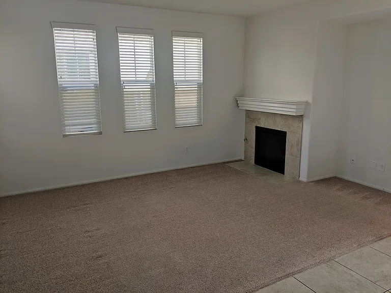 31842 Domenoe Way — Photo 6