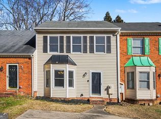 1230 Poplar Pointe SE, Smyrna, GA