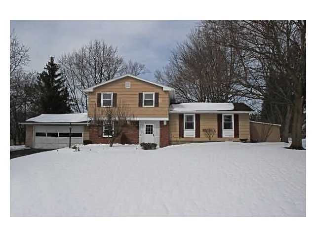 9 Burningtree Ln photo 1