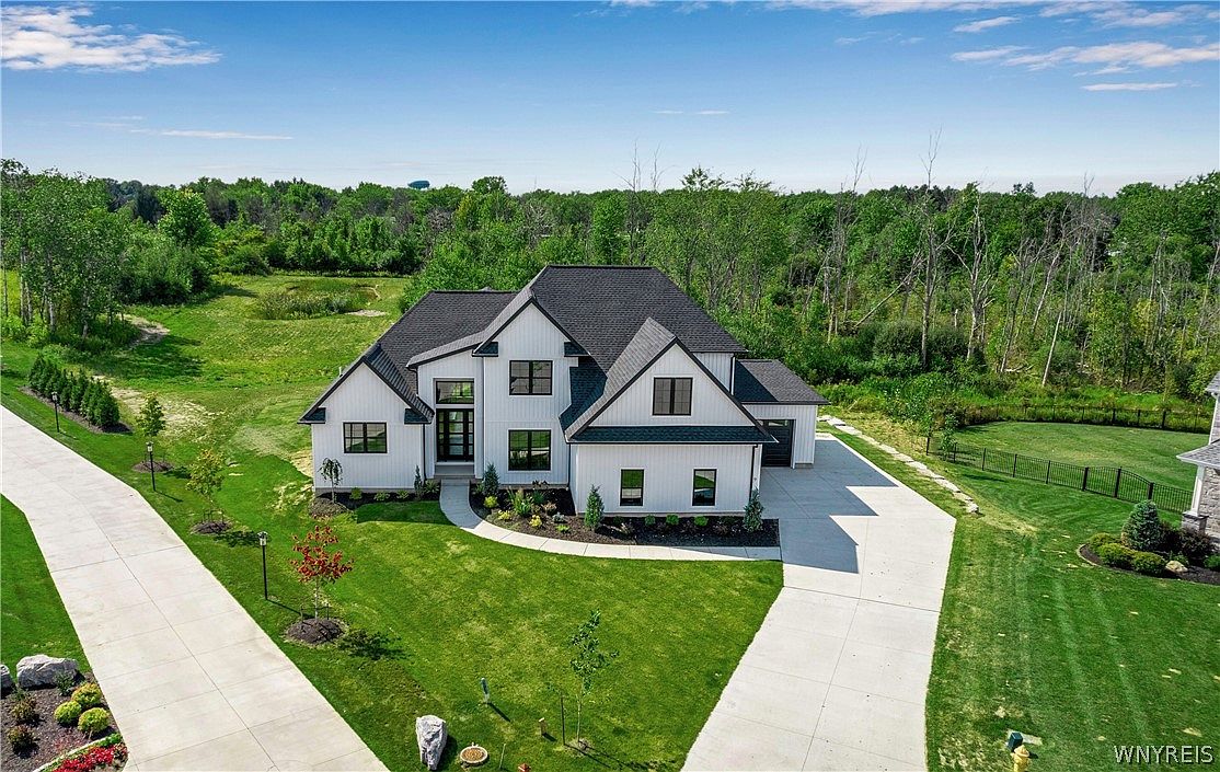 9 Blackstone Ct Lancaster NY 14086 Zillow