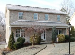 1517 Eldorado Dr, Aliquippa, PA 15001
