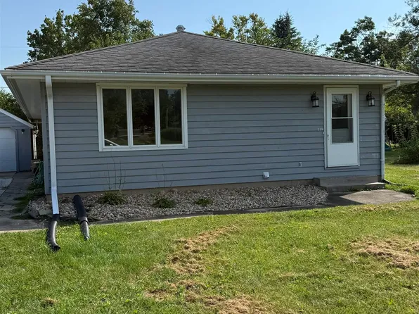 218 W Rohman St, Metamora, IL 61548
