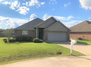 5660 Samantha Ln, Lumberton, TX 77657